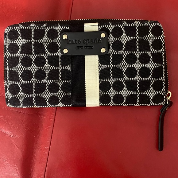 kate spade Accessories Kate Spade Wallet Black And White Poshmark